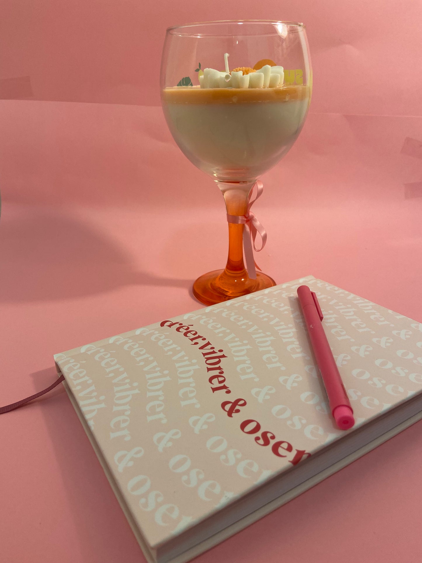 Bougie parfumée dans une tasse coupe - summer– Vanille Fleurie