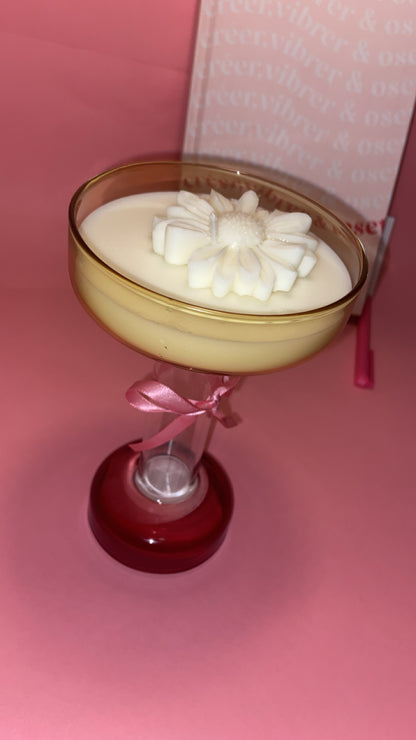 Bougie parfumée dans une tasse coupe - rouge jaune– Vanille Fleurie