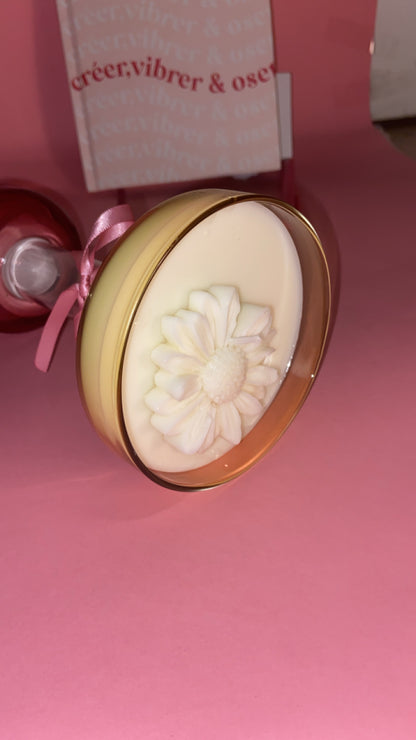 Bougie parfumée dans une tasse coupe - rouge jaune– Vanille Fleurie